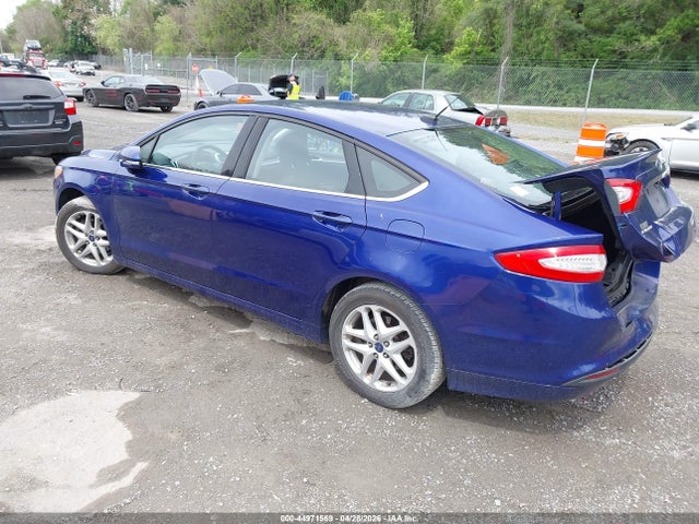 FORD FUSION SE - 3