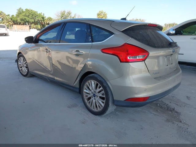 FORD FOCUS TITANIUM - 3
