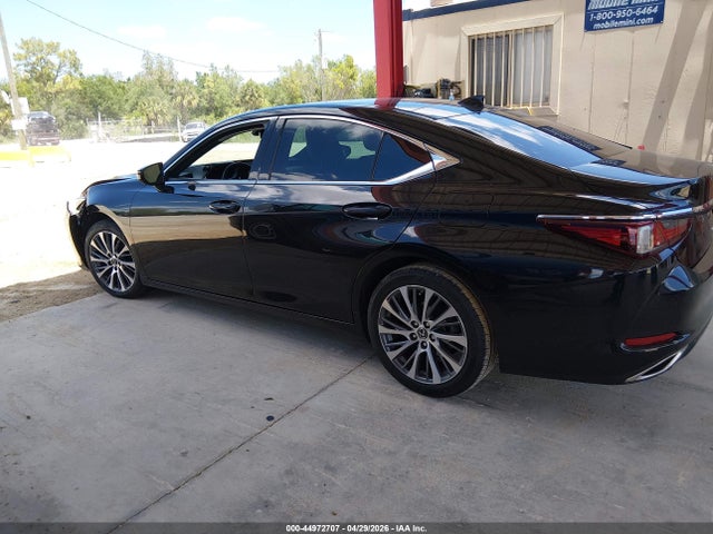 صورة مصغرة 14 لـ 2019 Lexus ES 350