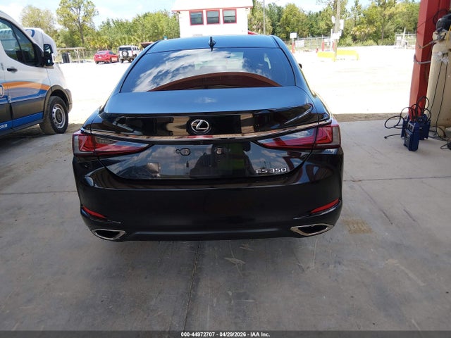 صورة مصغرة 16 لـ 2019 Lexus ES 350