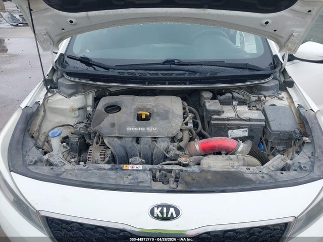 2017 KIA FORTE LX 10