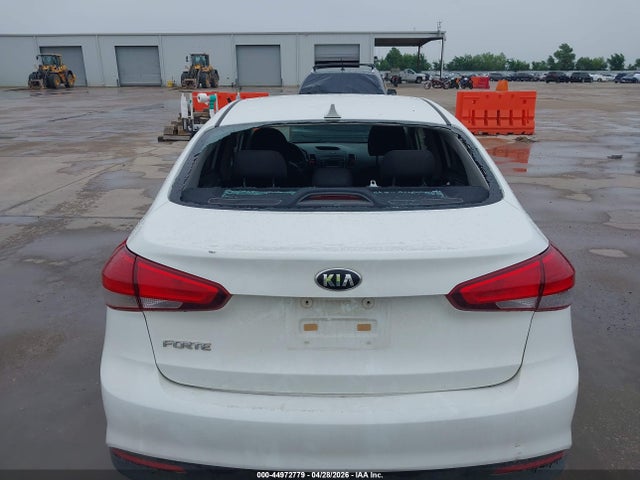 2017 KIA FORTE LX 6
