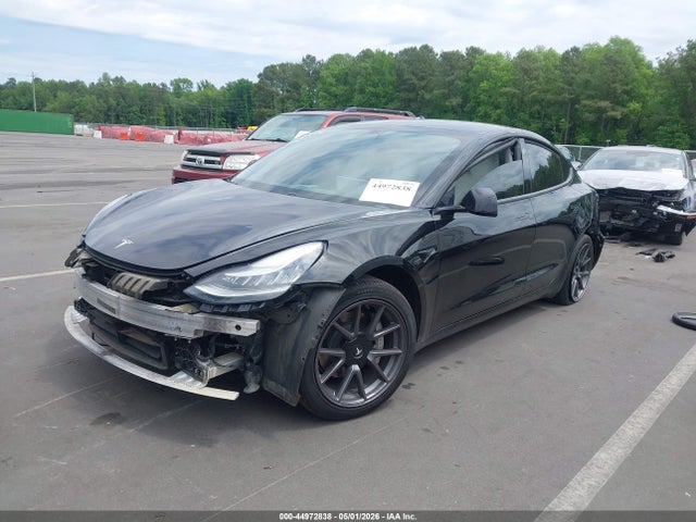 صورة 2 لـ 2021 Tesla MODEL 3 STANDARD RANGE PLUS REAR-WHEEL DRIVE