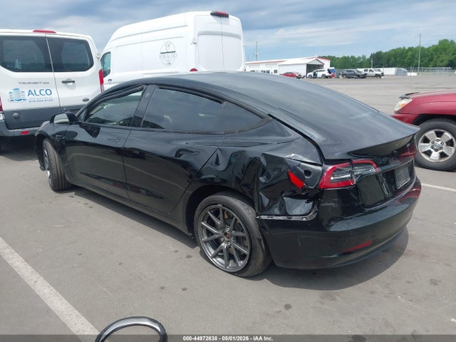 صورة 3 لـ 2021 Tesla MODEL 3 STANDARD RANGE PLUS REAR-WHEEL DRIVE