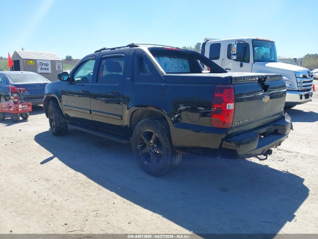 CHEVROLET AVALANCHE - 3