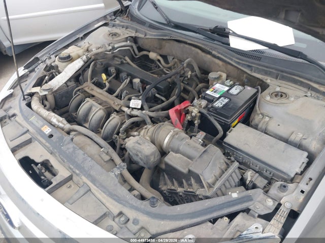 FORD FUSION SE - 10
