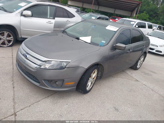 FORD FUSION SE - 2