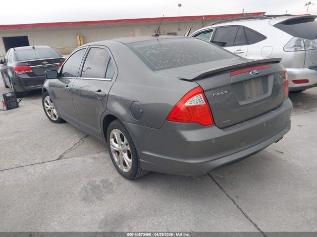 FORD FUSION SE - 3