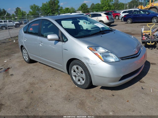 TOYOTA PRIUS - 1