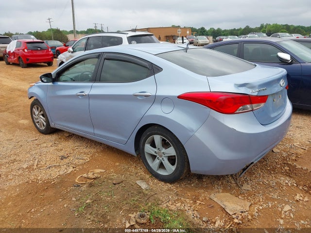 2013 Hyundai ELANTRA GLS 照片 3
