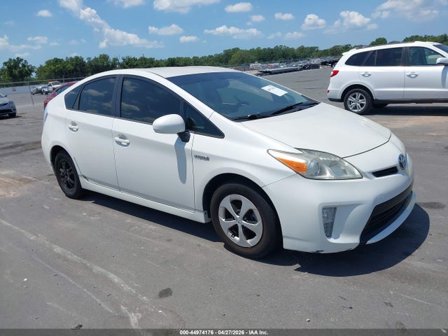 TOYOTA PRIUS - 1
