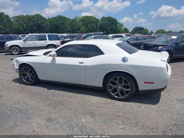 2015 Dodge CHALLENGER SXT — миниатюра 14