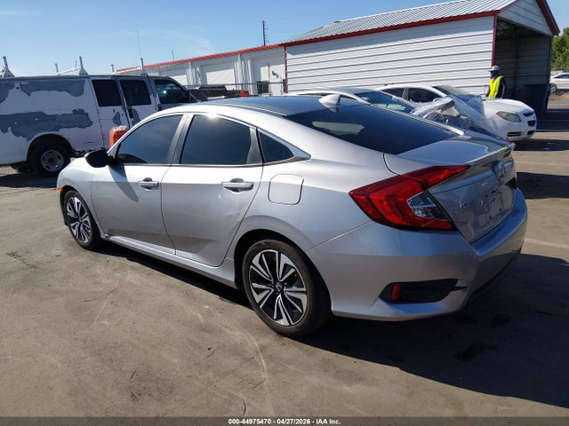 صورة 3 لـ 2016 Honda CIVIC EX-T
