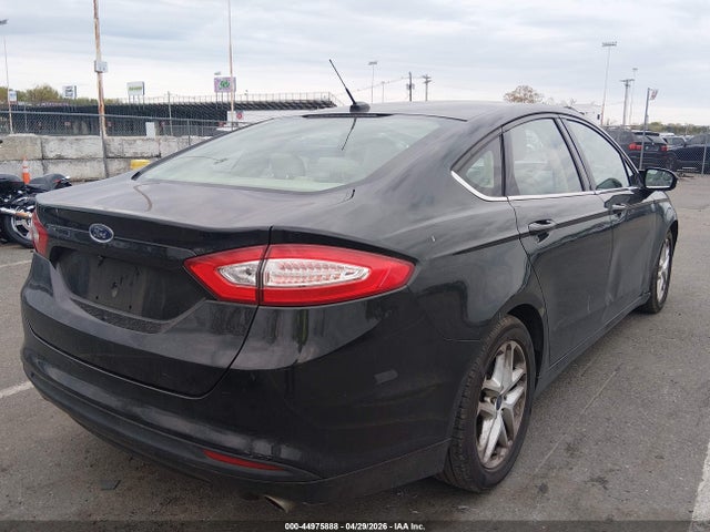 FORD FUSION SE - 4