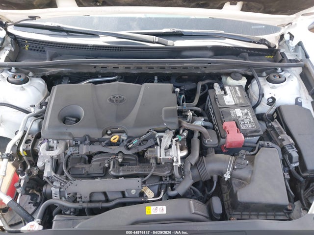 صورة 10 لـ 2018 Toyota CAMRY SE