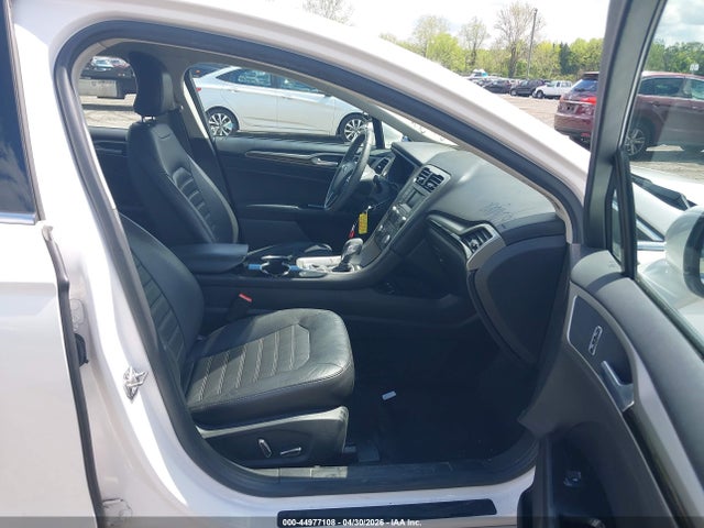 FORD FUSION SE - 5
