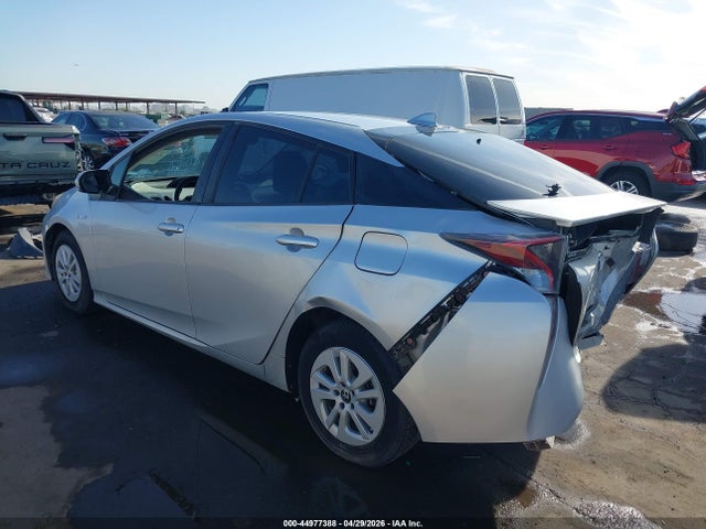 صورة 3 لـ 2016 Toyota PRIUS TWO