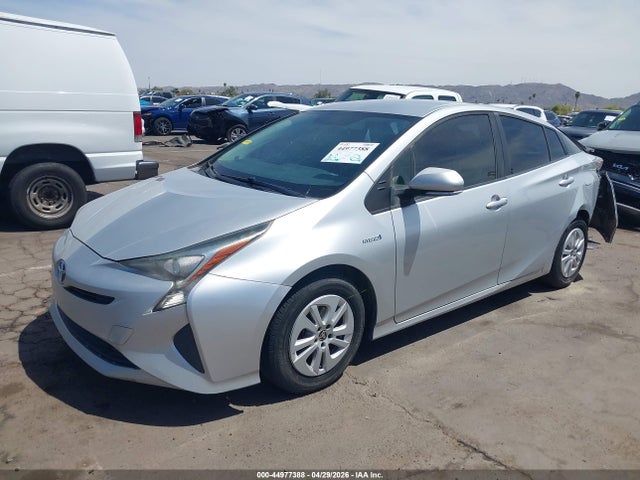 صورة 2 لـ 2016 Toyota PRIUS TWO
