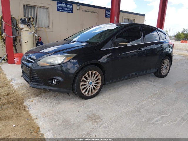 FORD FOCUS TITANIUM - 2