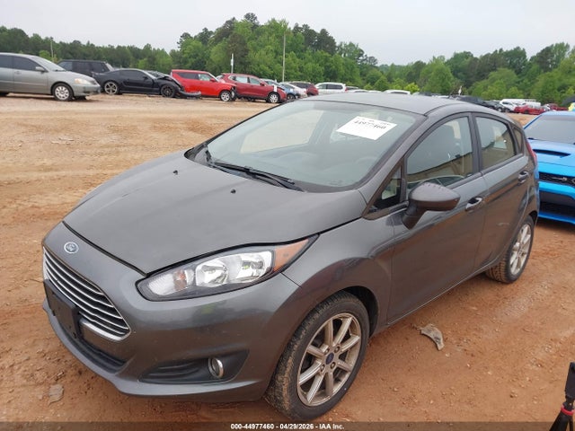 FORD FIESTA SE - 2