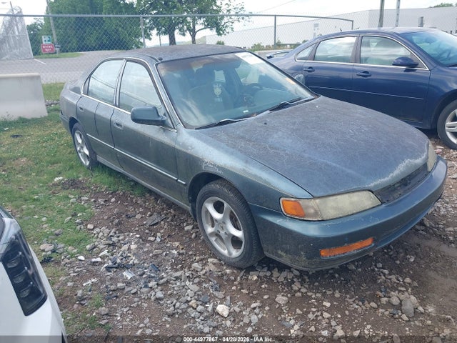 1996 HONDA ACCORD VALUE