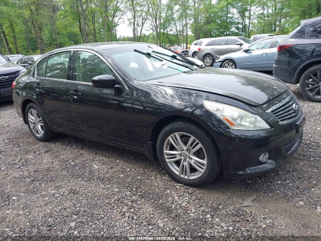 2011 INFINITI G37 