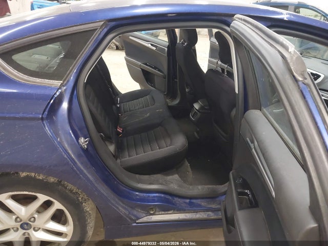 FORD FUSION SE - 8