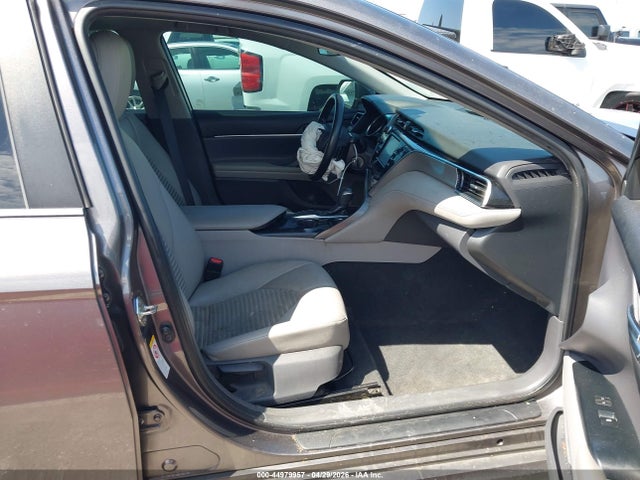 صورة 5 لـ 2018 Toyota CAMRY SE