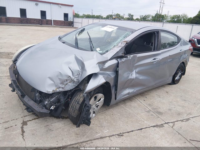 صورة 2 لـ 2016 Hyundai ELANTRA SE