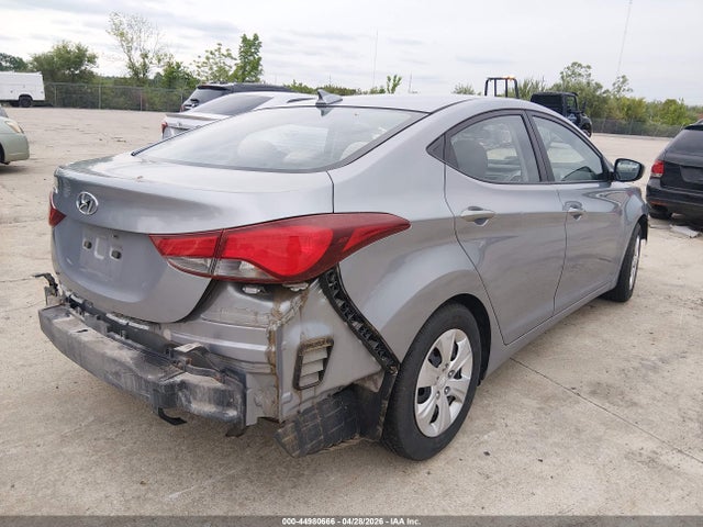 صورة 4 لـ 2016 Hyundai ELANTRA SE