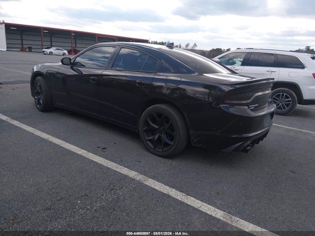 صورة 3 لـ 2015 Dodge CHARGER SXT