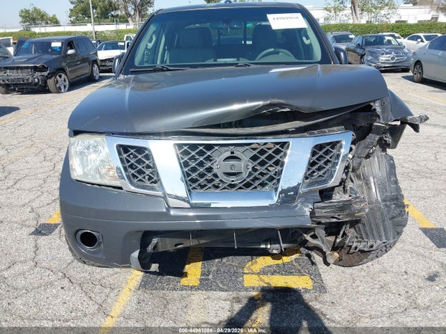 2015 Nissan FRONTIER SV — фото 6