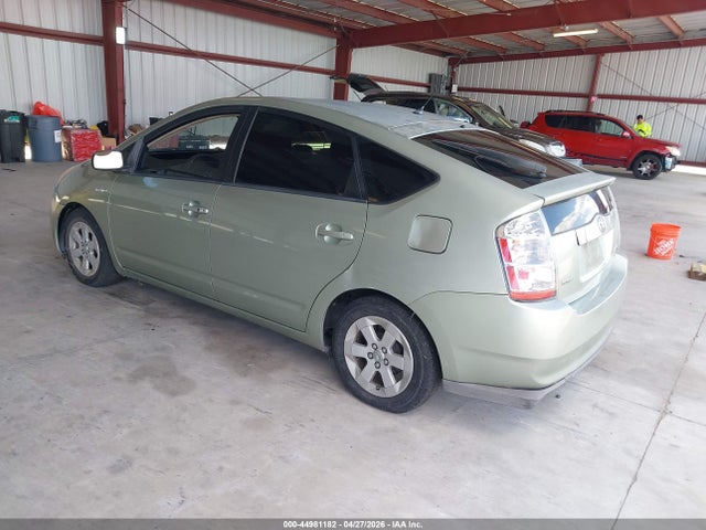 TOYOTA PRIUS - 3