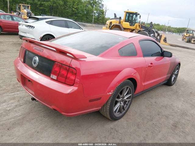 FORD MUSTANG GT - 4