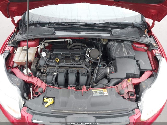 FORD FOCUS SE - 10
