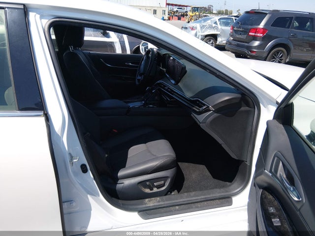 2023 Toyota MIRAI XLE photo 5