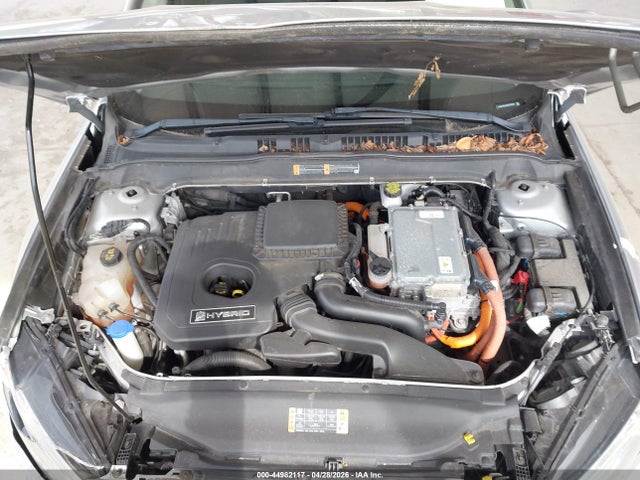 FORD FUSION HYBRID SE - 10