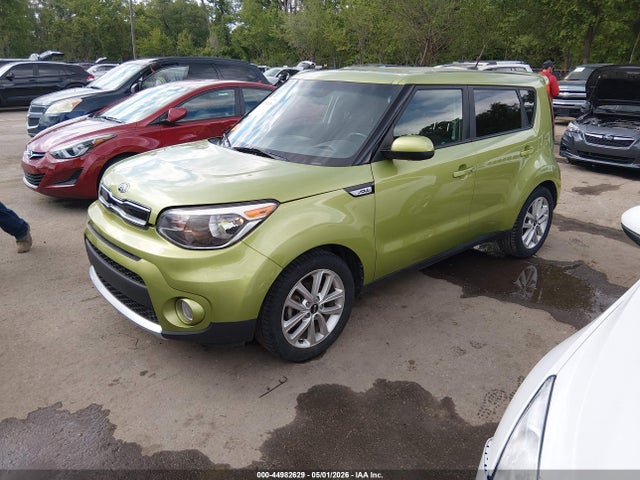 2018 KIA SOUL + 照片 2