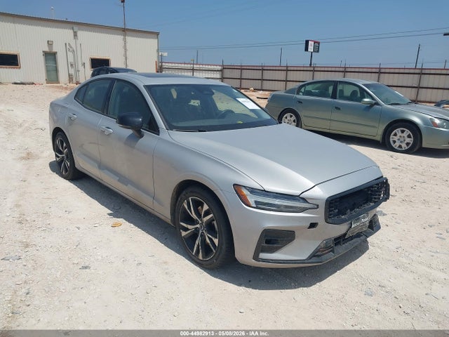2024 VOLVO S60 B5 CORE DARK THEME