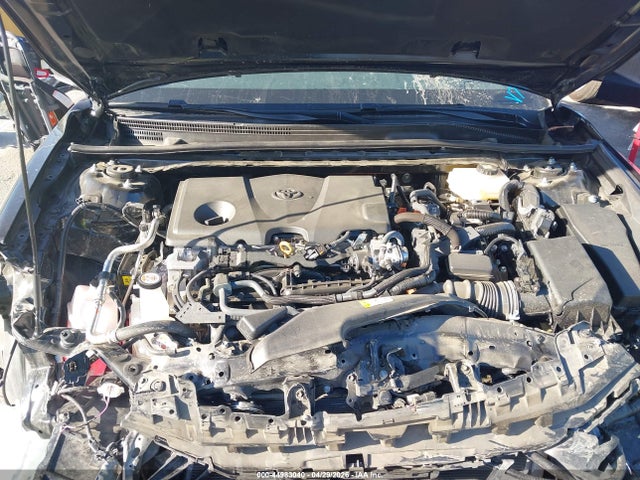 2025 Toyota CAMRY SE photo 10