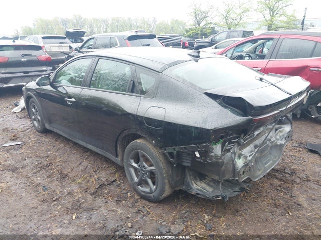 2025 KIA K4 LXS photo 3