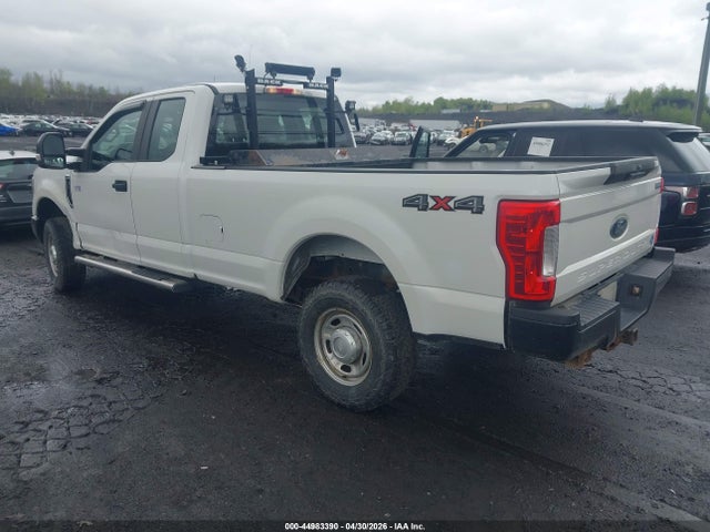 FORD F-250 XL - 3