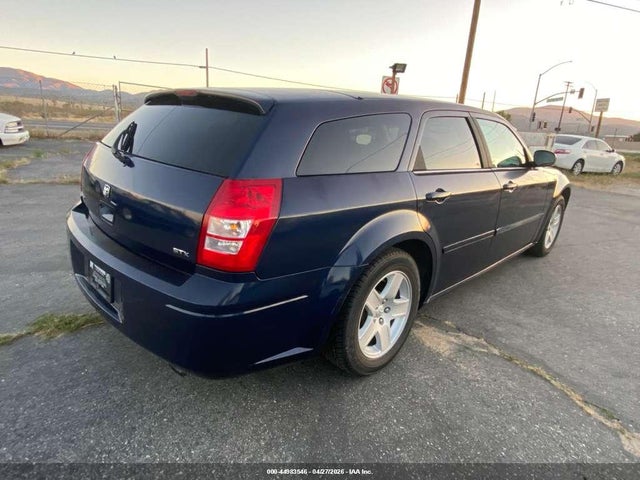 2005 Dodge MAGNUM SE — фото 4