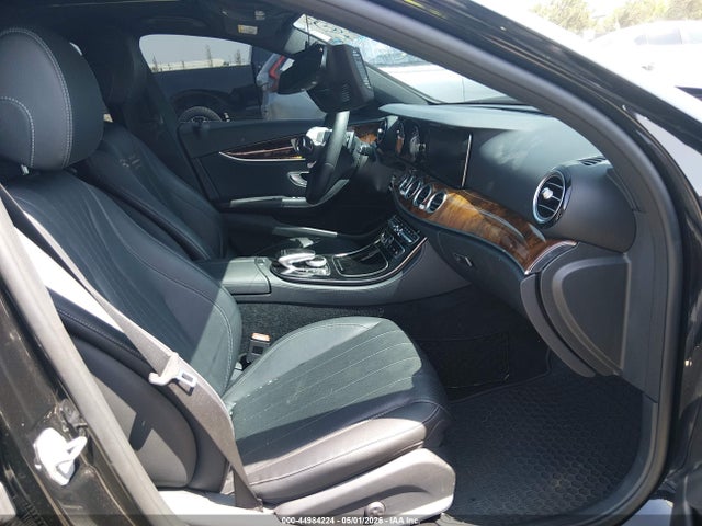 2018 Mercedes-BENZ E 400 4MATIC 缩略图 5