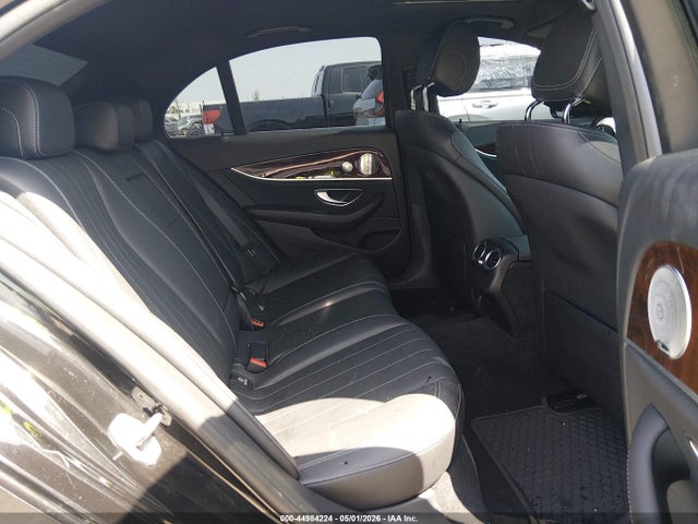 2018 Mercedes-BENZ E 400 4MATIC 缩略图 8