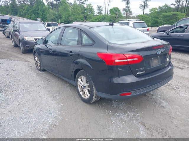 FORD FOCUS SE - 3