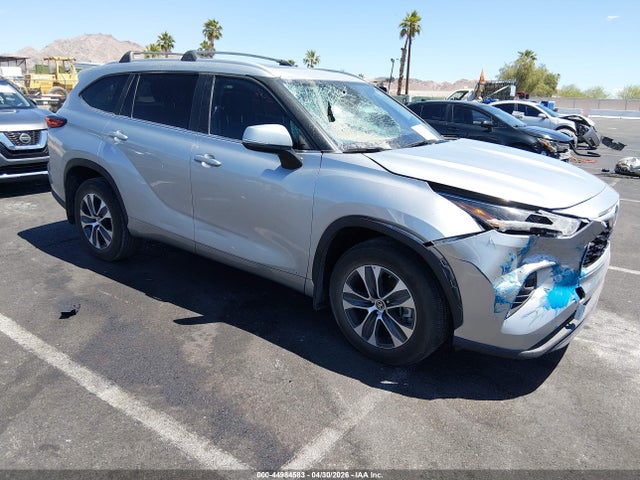 2023 TOYOTA HIGHLANDE HYBRID XLE