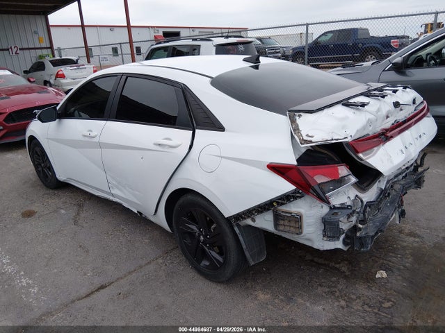 2021 Hyundai ELANTRA SEL 照片 3