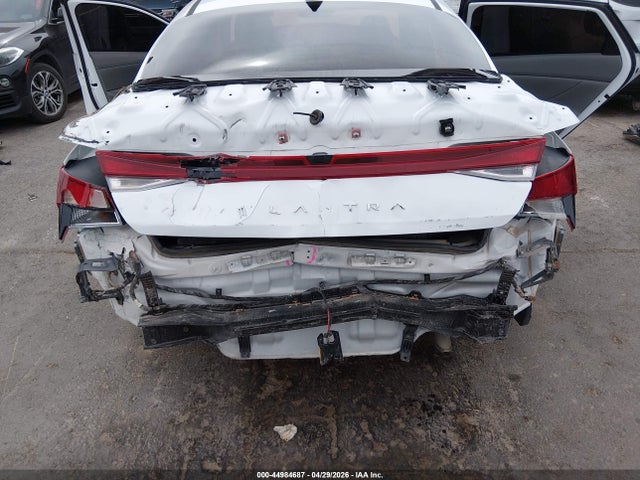 2021 Hyundai ELANTRA SEL 照片 6