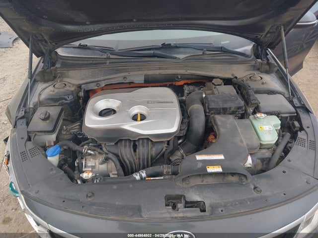 صورة 10 لـ 2017 KIA OPTIMA HYBRID